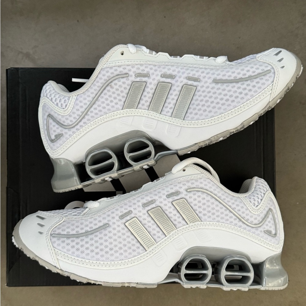 Adidas Megaride O1 Sneakers